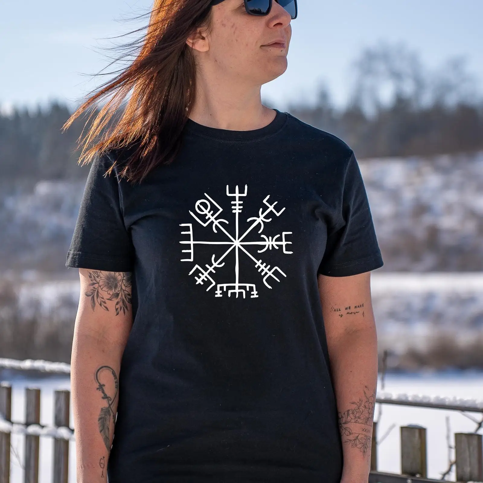 Vintage Fashion Faire - Vegvísir Nordic Rune Compass Viking T-Shirt